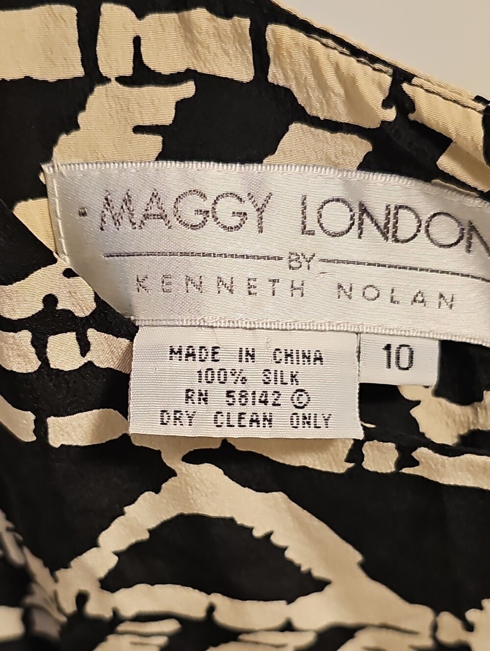 Maggy London Black and Cream Abstract 100%Silk Dress